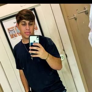 Meet your Posher, Kyle